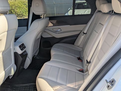 Certified 2024 Mercedes-Benz GLE 450 4MATIC image 29