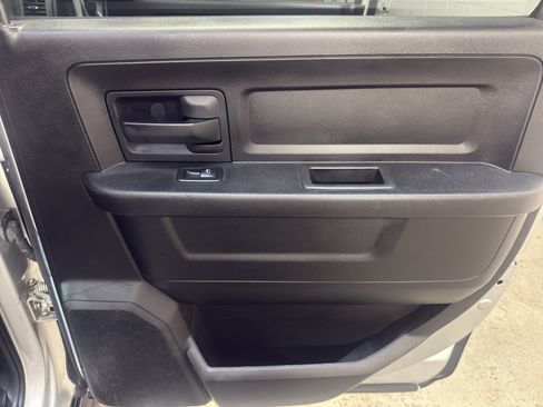 Used 2013 RAM 1500 ST w/ SXT Appearance Group AWD/4WD image 22
