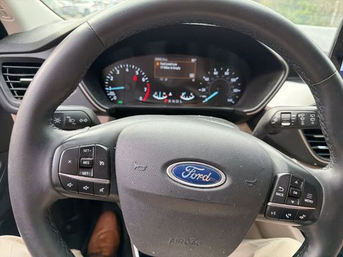 Used 2021 Ford Escape SE w/ Convenience Package image 21