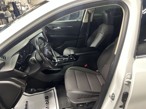 Certified 2023 Buick Envision Preferred image 19