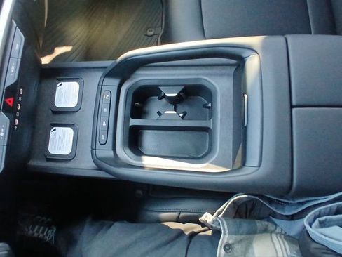 New 2027 Kia Telluride S image 21