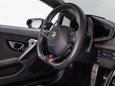 Used 2015 Lamborghini Huracan LP 610-4 AWD/4WD image 43