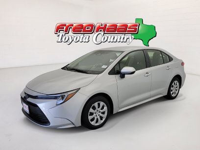 Used 2025 Toyota Corolla LE