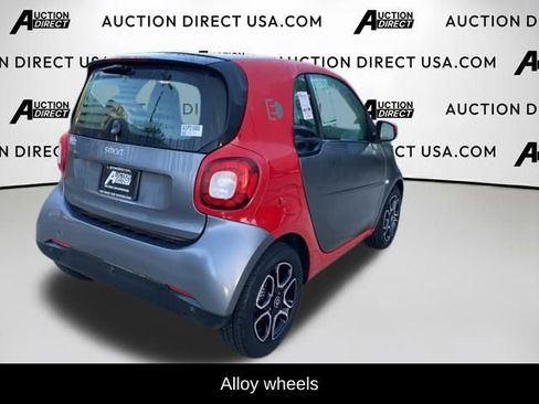 Used 2017 smart fortwo electric drive image 14