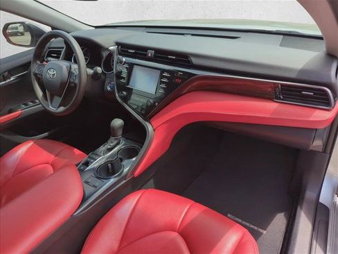 Used 2019 Toyota Camry LE FWD image 21
