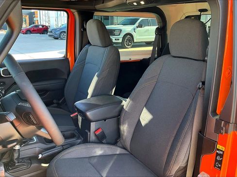 Certified 2025 Jeep Wrangler Sport image 8
