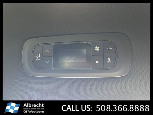 New 2026 Chrysler Pacifica Select w/ S Appearance Package image 21
