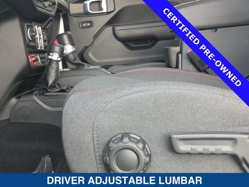 Used 2024 Jeep Wrangler Unlimited Rubicon AWD/4WD image 23