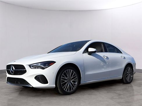 New 2026 Mercedes-Benz CLA 250 4MATIC image 3