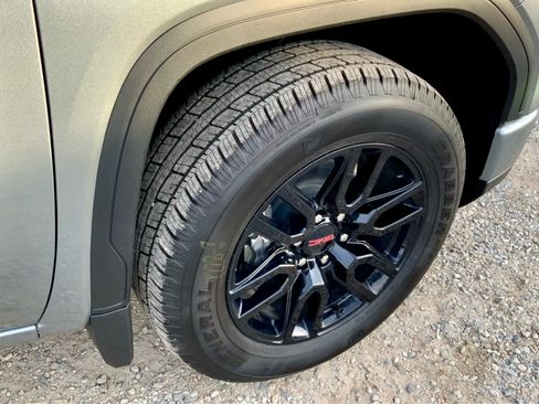 New 2026 GMC Sierra 1500 Elevation image 20