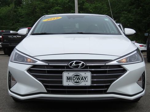 Used 2019 Hyundai Elantra Value Edition w/ Cargo Package FWD image 2
