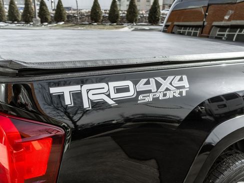 Used 2019 Toyota Tacoma TRD Sport image 35