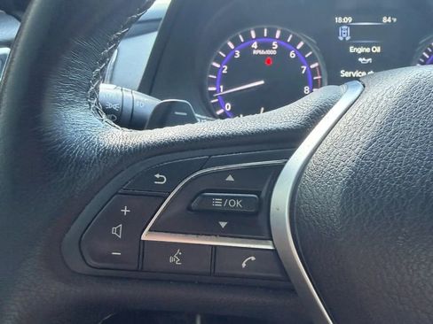 Used 2017 INFINITI Q60 Red Sport 400 AWD/4WD image 19