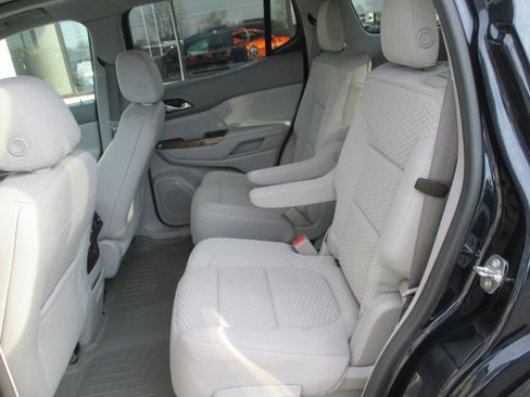 Used 2017 GMC Acadia SLE w/ Driver Alert Package I image 11