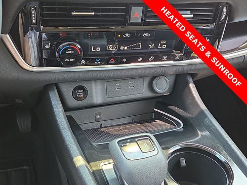 Used 2025 Nissan Rogue SL w/ Tech Package FWD image 20