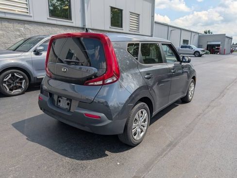 Certified 2021 Kia Soul LX FWD image 3