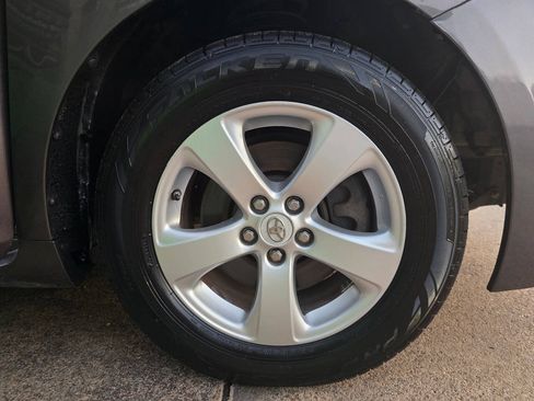 Used 2012 Toyota Sienna LE FWD image 64
