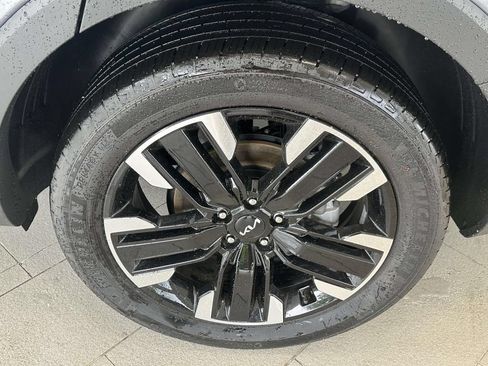 Used 2025 Kia Telluride SX w/ SX Captain's Chair Package AWD/4WD image 29