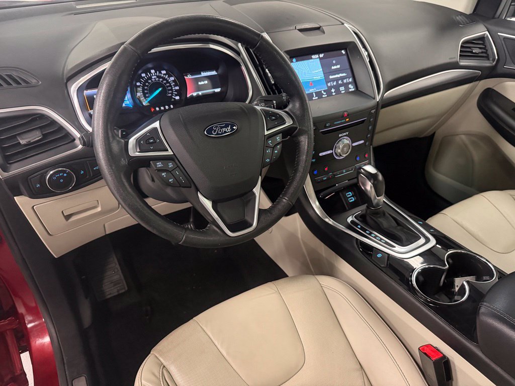 Used 2017 Ford Edge Titanium w/ Equipment Group 302A AWD/4WD image 11