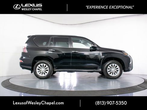 Used 2023 Lexus GX 460 Premium w/ Premium Plus Package AWD/4WD image 4