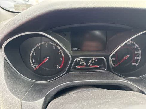 Used 2017 Ford Focus ST image 9