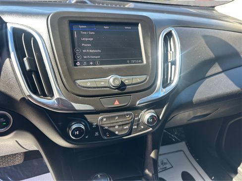 Used 2020 Chevrolet Equinox LT w/ Driver Convenience Package FWD image 23
