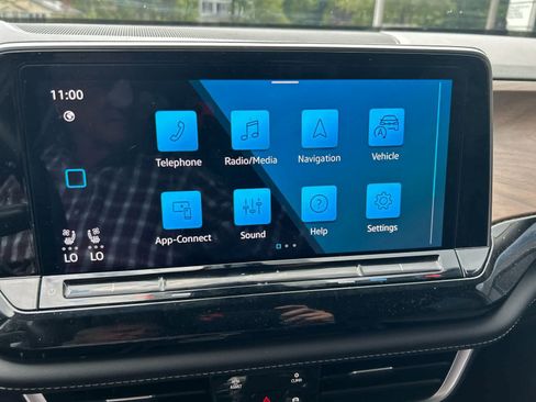 Used 2026 Volkswagen Atlas SE AWD/4WD image 16