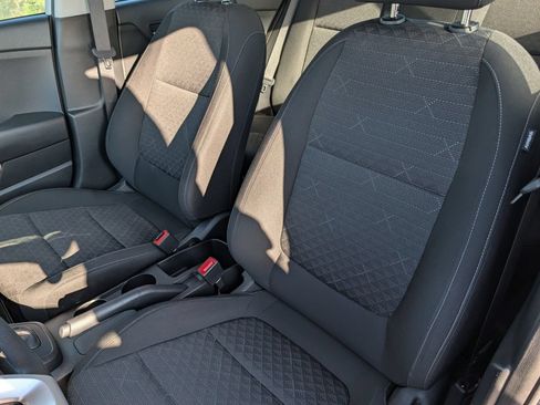 Used 2023 Kia Rio LX FWD image 15