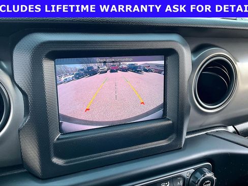 Used 2021 Jeep Wrangler Unlimited Sport AWD/4WD image 18