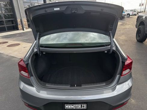 Used 2019 Hyundai Elantra SE w/ Cargo Package FWD image 62