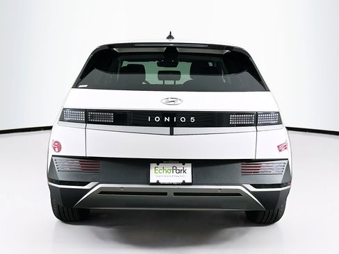 Used 2024 Hyundai Ioniq 5 SE image 7