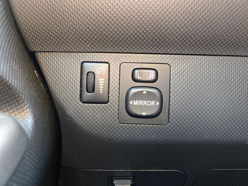 Used 2013 Scion xD image 25