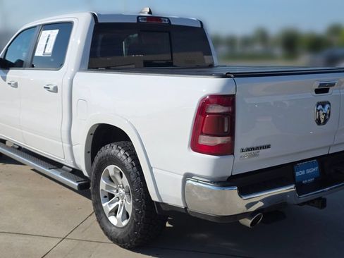 Used 2022 RAM 1500 Laramie AWD/4WD image 3