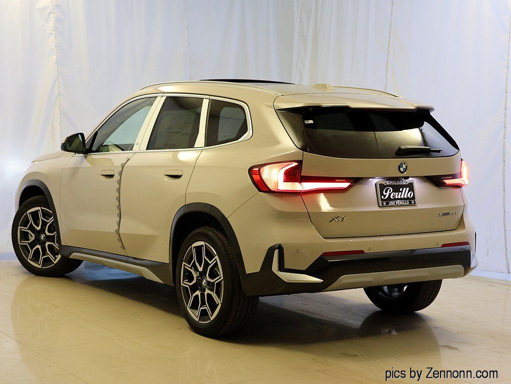 New 2027 BMW X1 xDrive28i AWD/4WD image 9