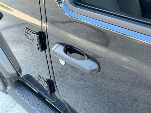 Certified 2022 Jeep Wrangler Unlimited Sport image 31