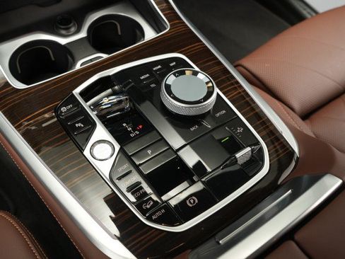 Used 2026 BMW X7 xDrive40i AWD/4WD image 50