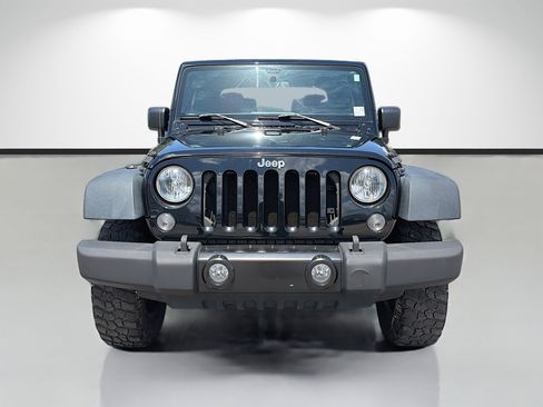 Used 2017 Jeep Wrangler Sport w/ Connectivity Group AWD/4WD image 8
