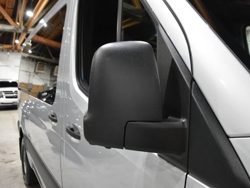 Used 2021 Mercedes-Benz Sprinter 2500 image 52