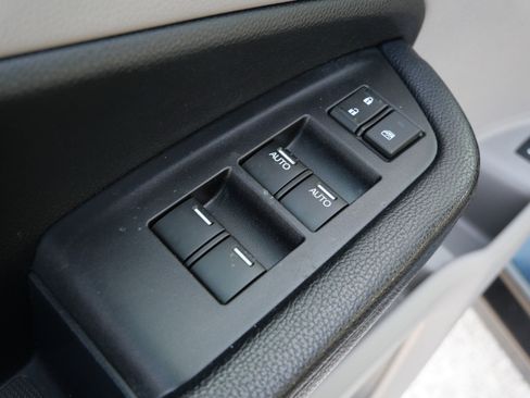 Used 2017 Honda Pilot EX-L image 25