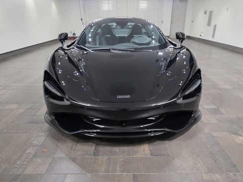 New 2026 McLaren 750S Coupe image 2