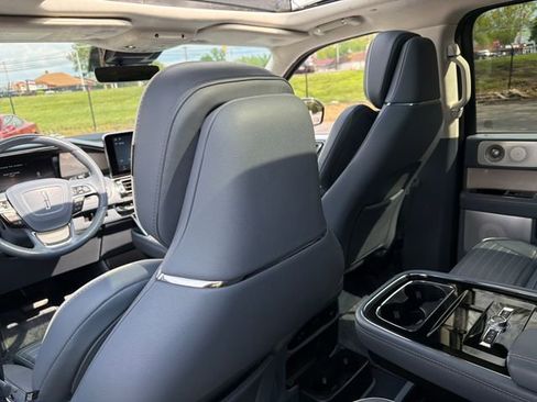 Used 2021 Lincoln Navigator L Black Label AWD/4WD image 30