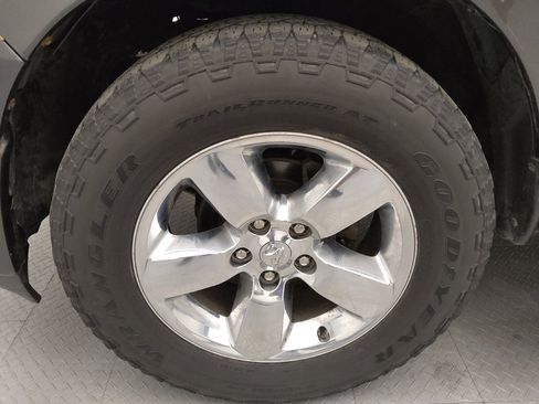 Used 2017 RAM 1500 Big Horn AWD/4WD image 31