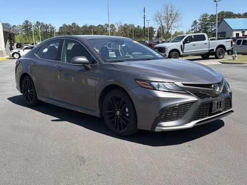 Used 2024 Toyota Camry XSE image 14