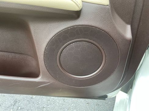 Used 2018 Lexus ES 300h 300h image 23