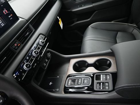 New 2026 Honda Pilot Elite image 16