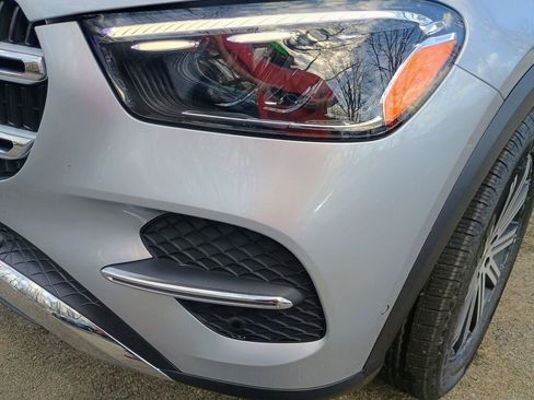 Used 2025 Mercedes-Benz GLE 450e 4MATIC image 29