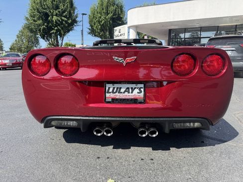 Used 2005 Chevrolet Corvette Convertible w/ Preferred Equipment Group RWD image 6