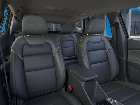 New 2026 Chevrolet Trax ACTIV FWD image 16