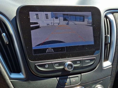 Used 2023 Chevrolet Malibu LT image 19