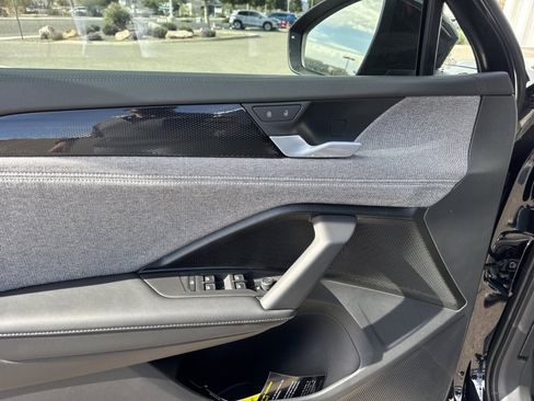 New 2026 Volkswagen Tiguan S image 11